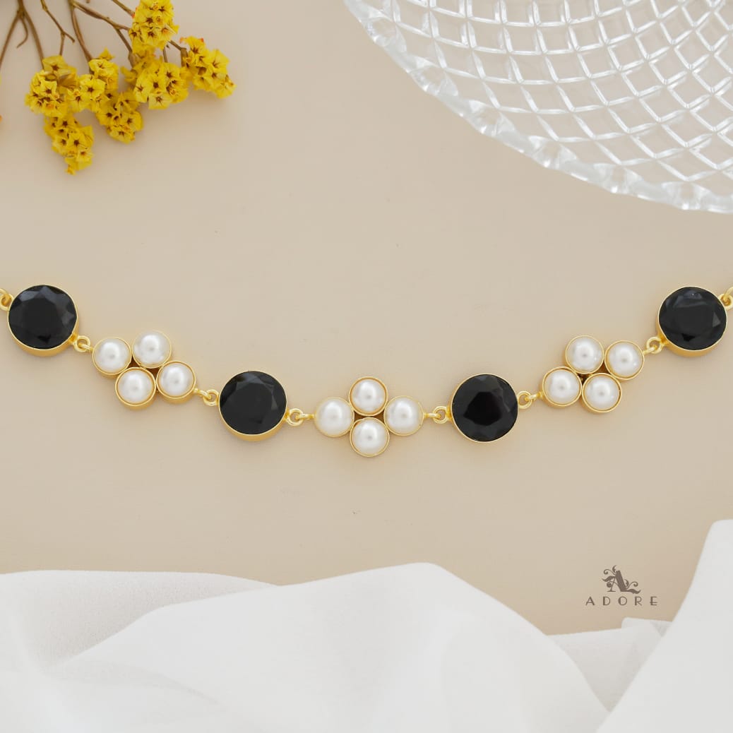 Hani Glossy Round Tetra Pearl Choker