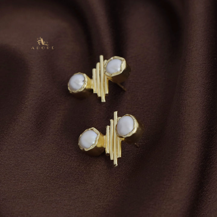 Golden Sticky Lines Dual Baroque Earring