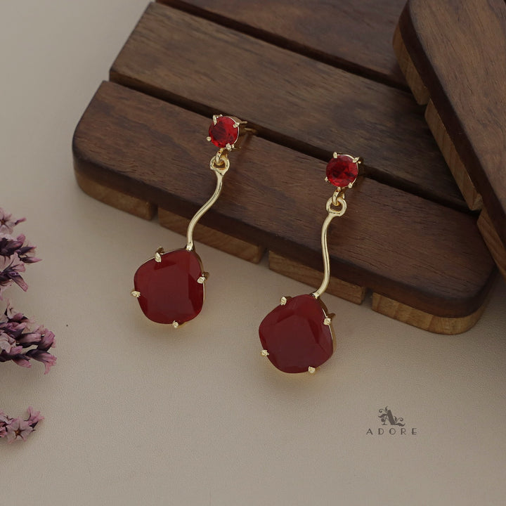 Daliya Glossy Curvy Earring