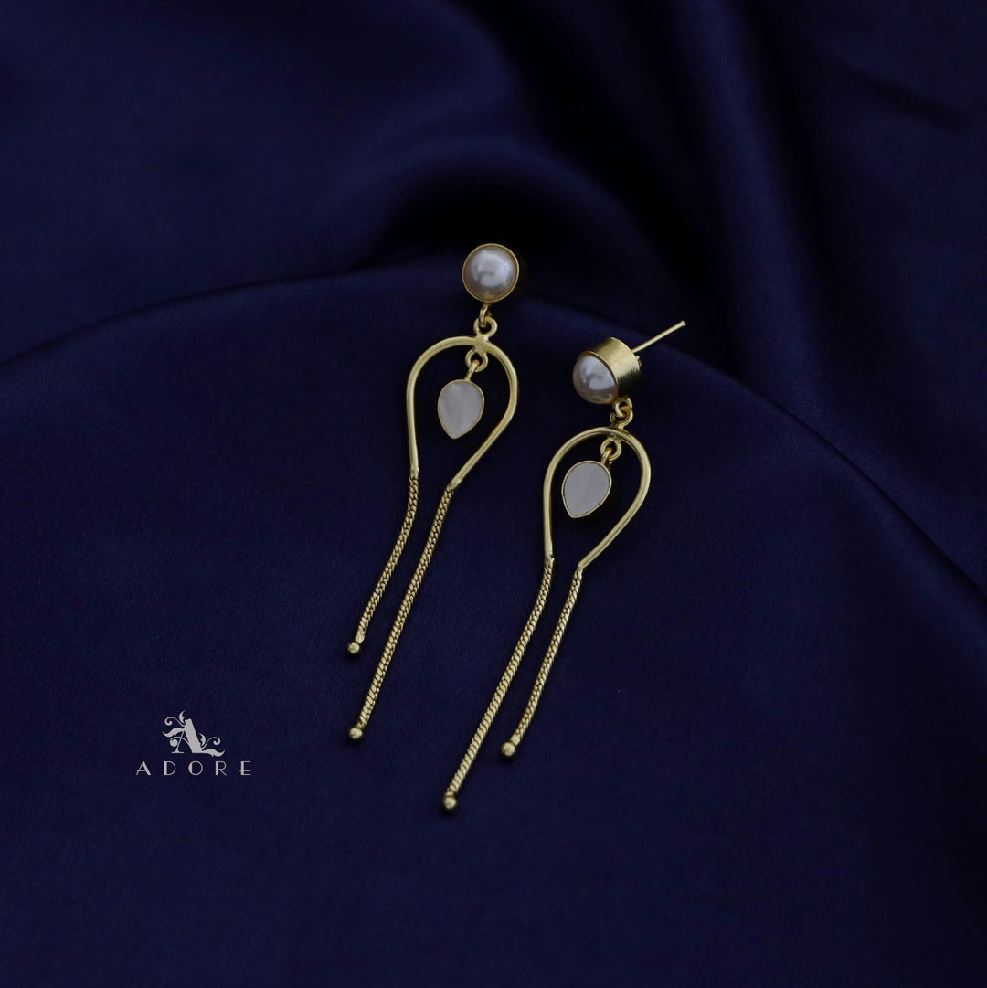 Chainy Pearl MOP Drop Earring