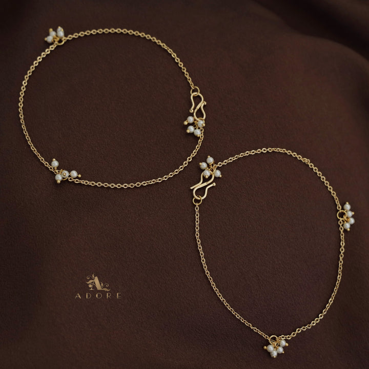 Arika Pearl Anklet