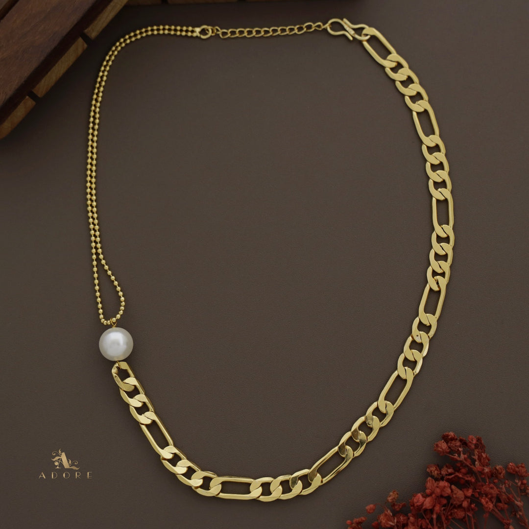 Golden Chainy Pearl Neckpiece