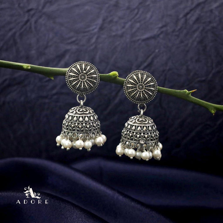 Namithaz Pearl Jhumka