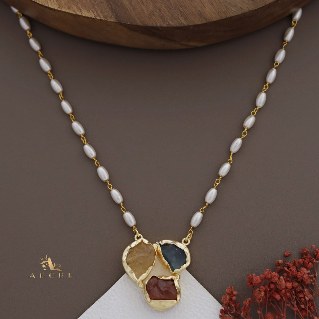 Raw Stone Rice Pearl Neckpiece