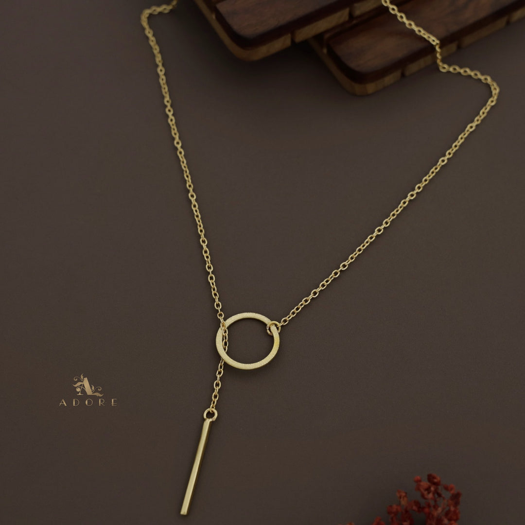 Golden Ring Lock Line Neckpiece