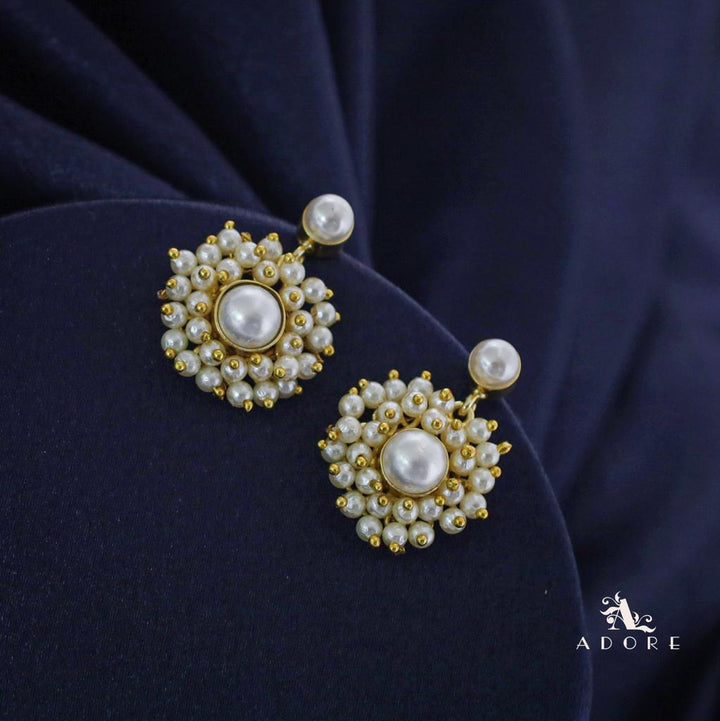 Ahelia Dual Pearl Cluster Pearl Earring