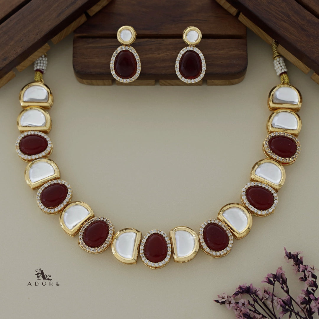 Saadri Kundan Neckpiece With Earring