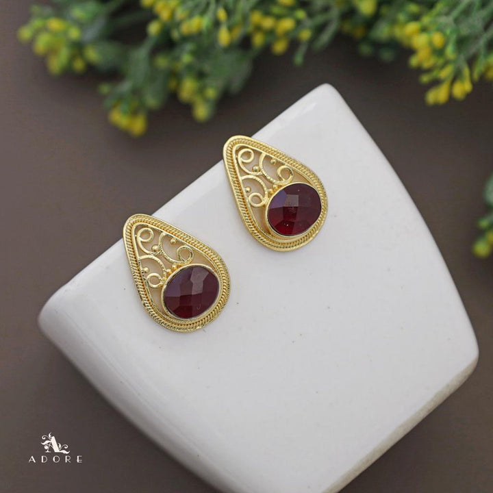 Curly Glossy Gopi Earring