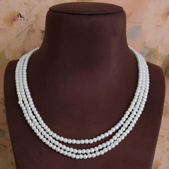 Aarabha 3 Layer Pearl Neckpiece