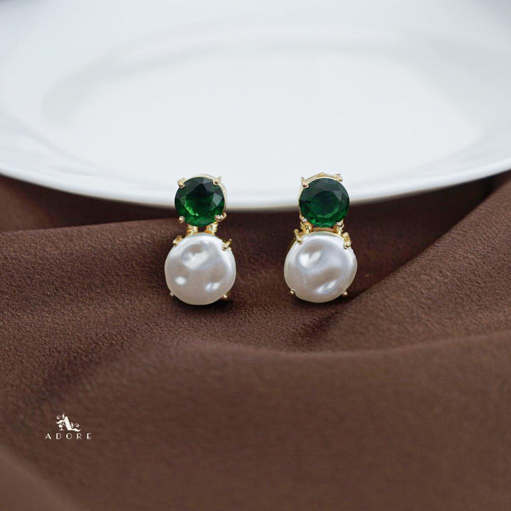 Glossy Mini Baroque Snowman Claw Earring