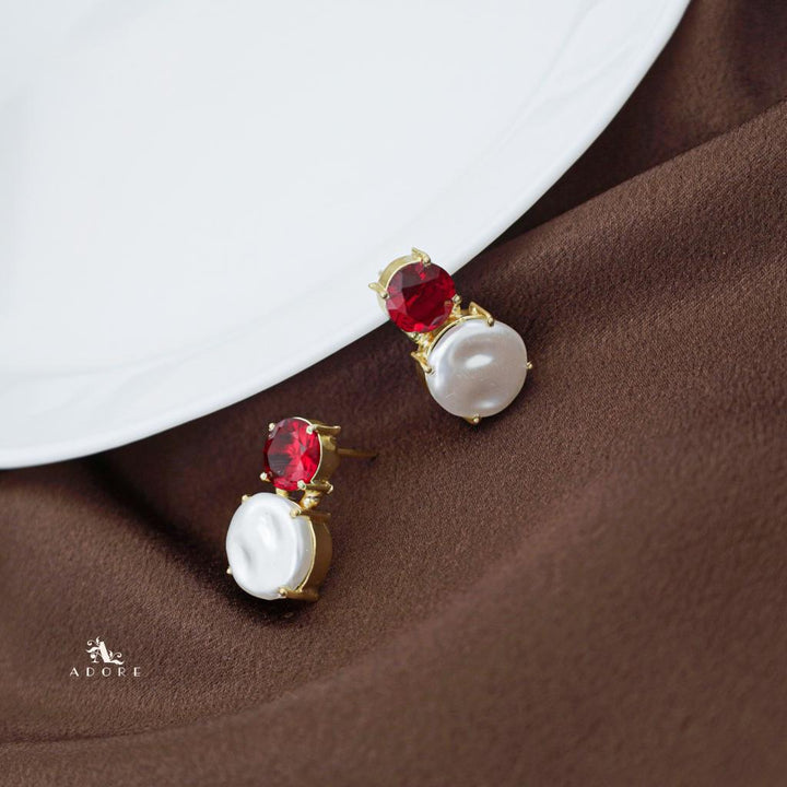 Glossy Mini Baroque Snowman Claw Earring