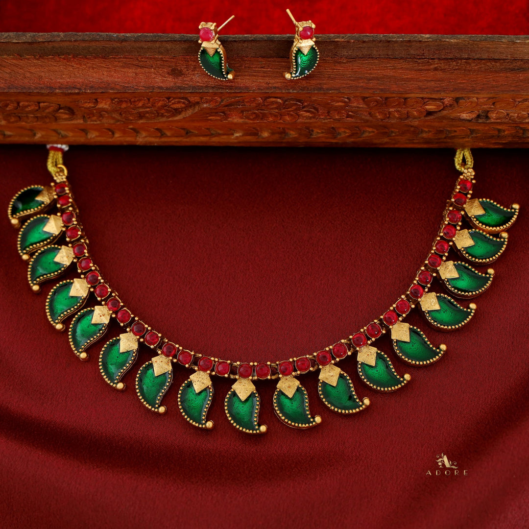 Rithu Palakka Kemp Stone Neckpiece With Earring