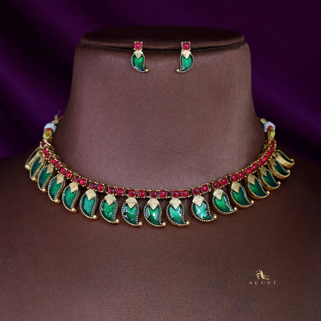 Rithu Palakka Kemp Stone Neckpiece With Earring