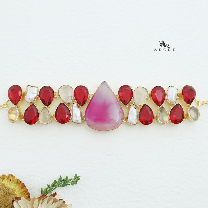 Safoora Choker