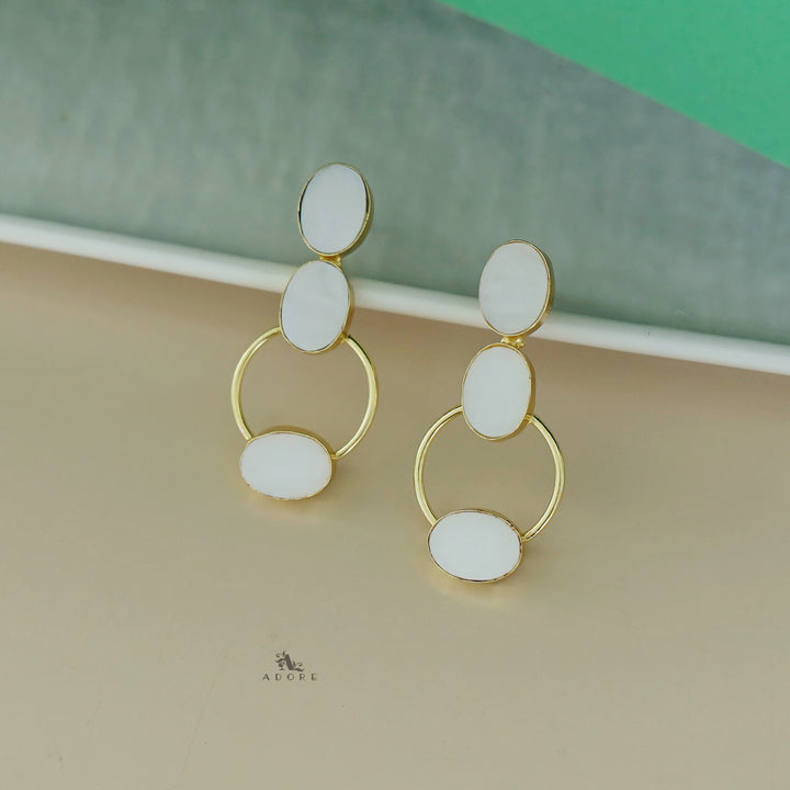 Anika Golden Oval Tri Glossy Stone Earring