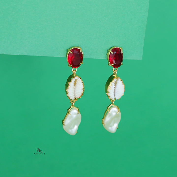 Banumathi Golden Shell + Baroque Glossy Stone Earring