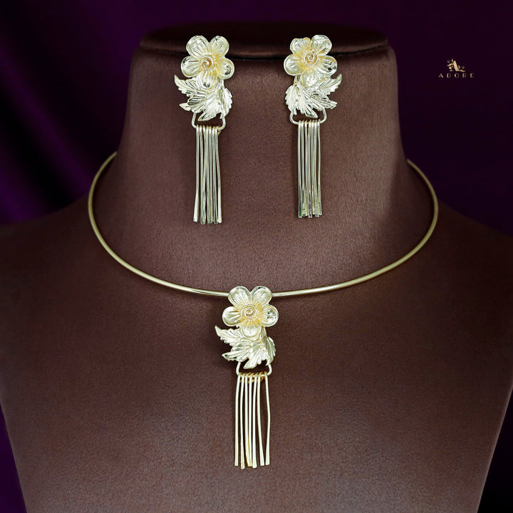 Ahelia Golden Flower Neck Cuff With Earring