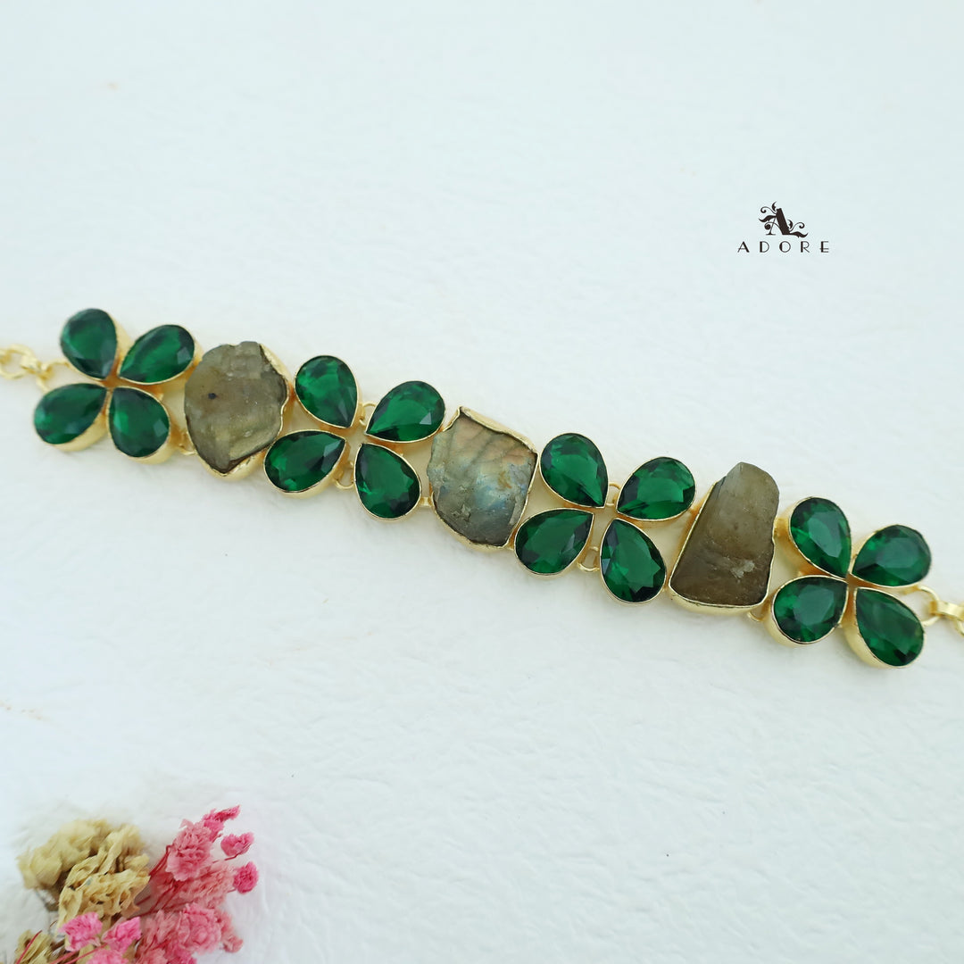 Dahlia Raw Glossy Stone Choker