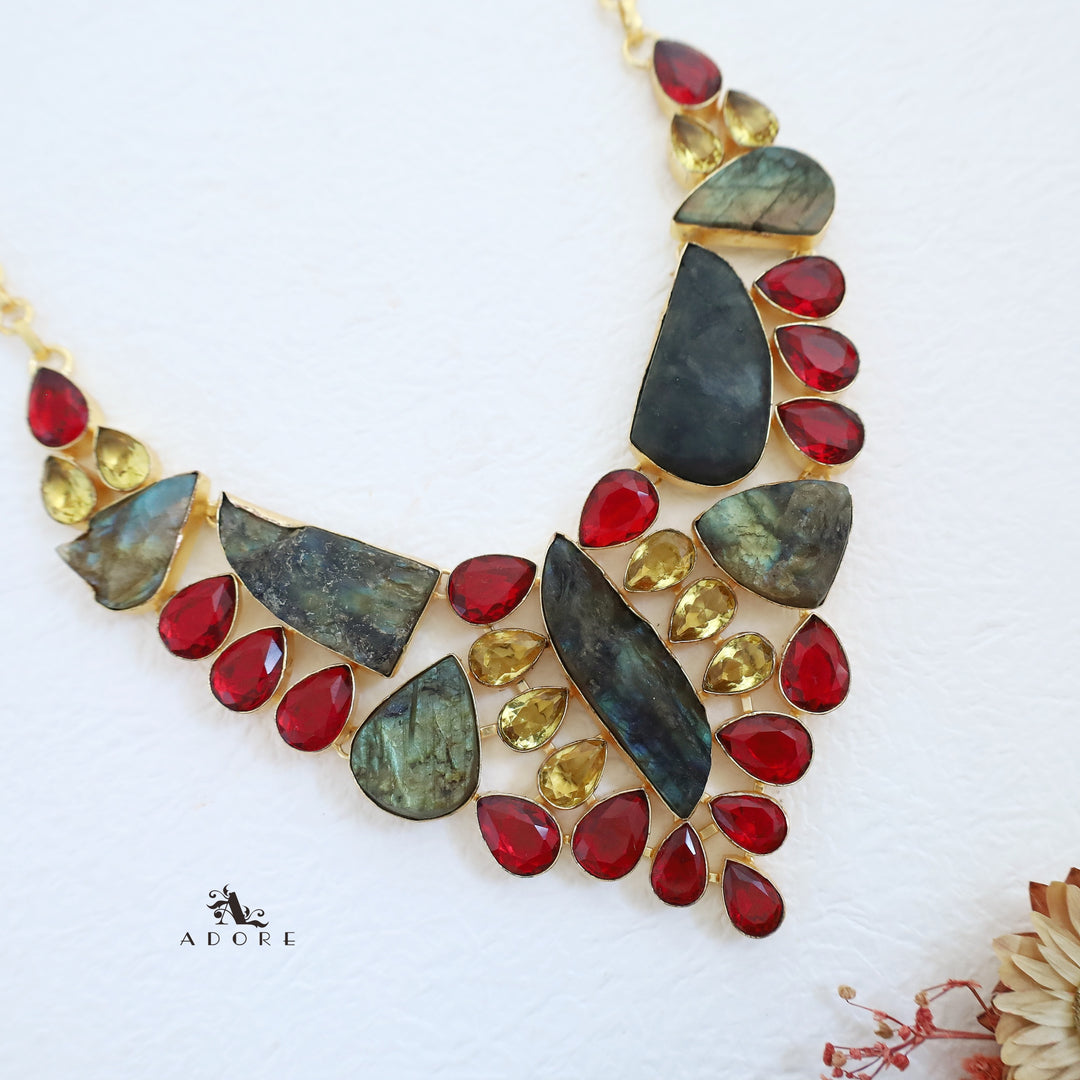 Abmel Glossy + Raw Stone Neckpiece