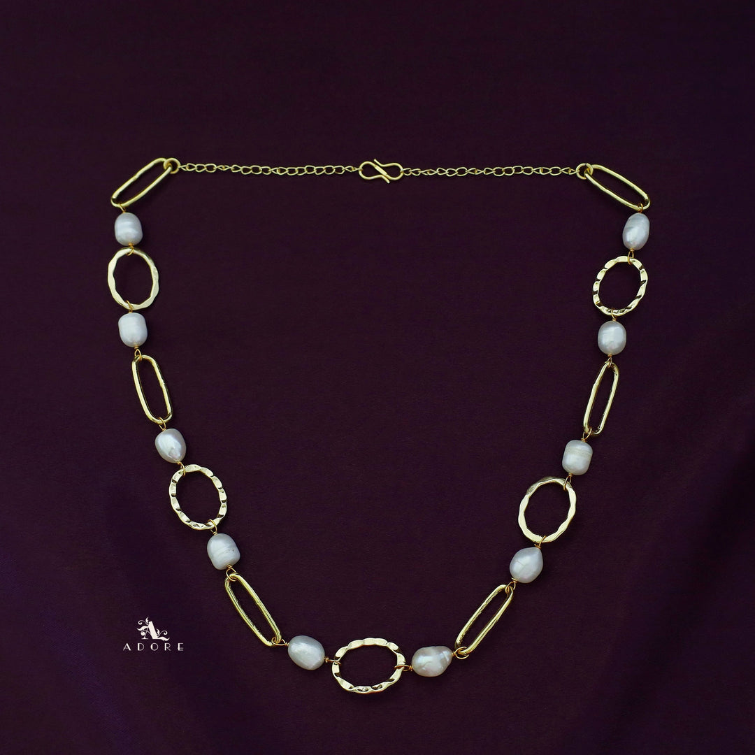 Golden Circle + Oval Pearl Neckpiece