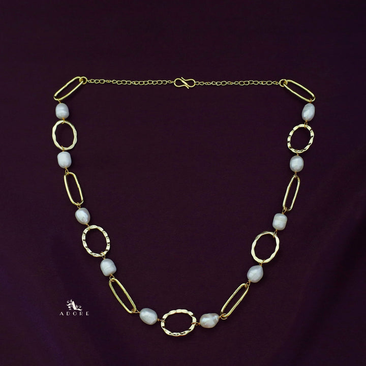 Golden Circle + Oval Pearl Neckpiece