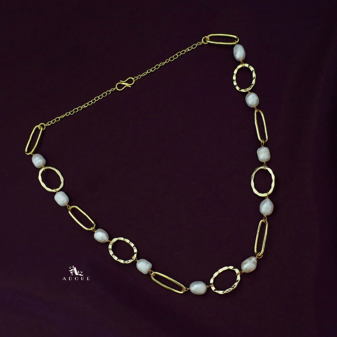 Golden Circle + Oval Pearl Neckpiece