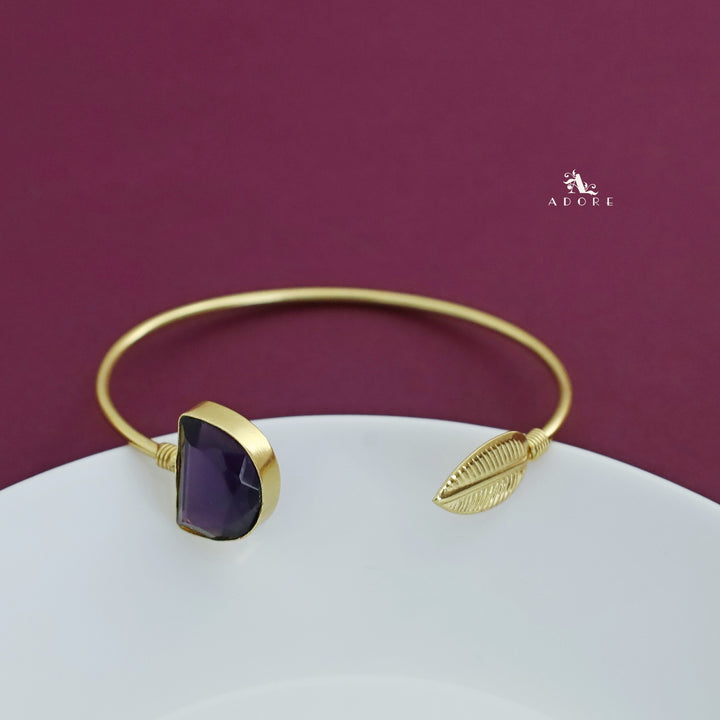 Ezra Golden Leaf Bangle