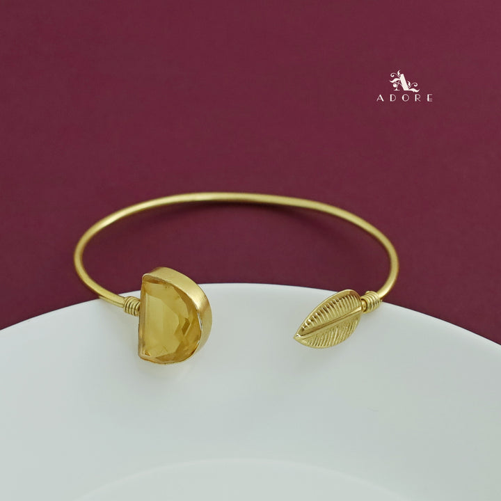 Ezra Golden Leaf Bangle