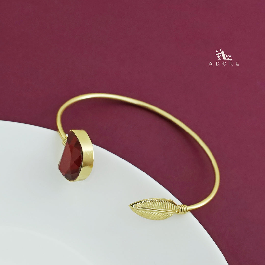 Ezra Golden Leaf Bangle