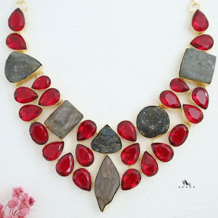 Agiel Neckpiece