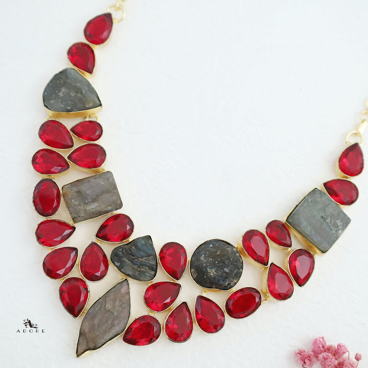 Agiel Neckpiece