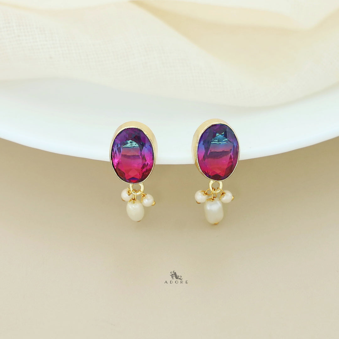 Liv Glossy Oval Pearl Earring