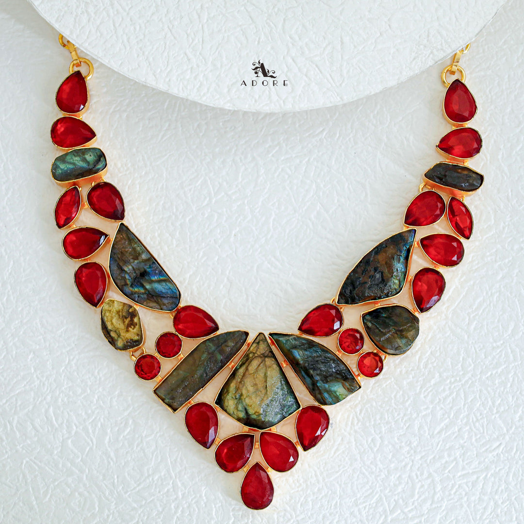 Milla Liz Neckpiece