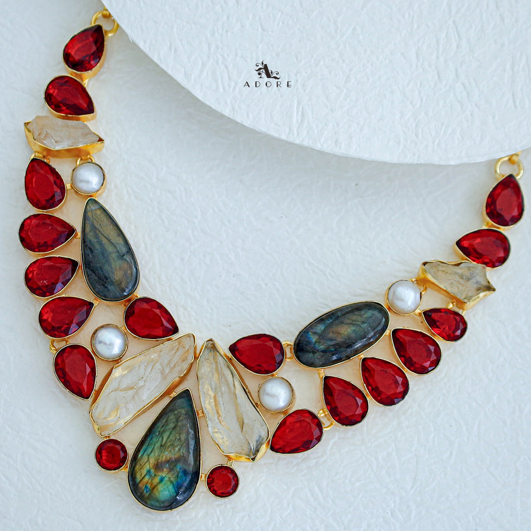 Natalia Penelope Neckpiece