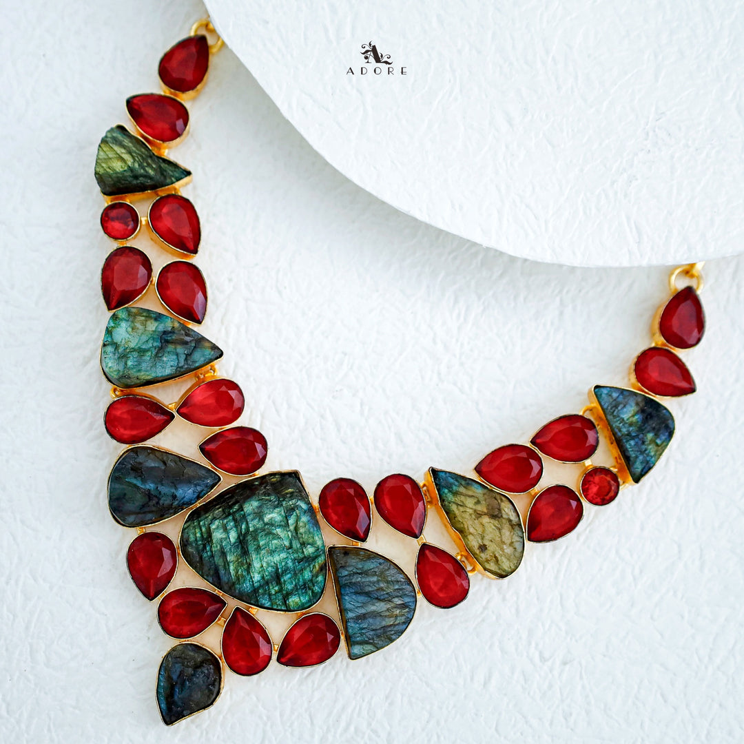 Kiara Beauty Neckpiece