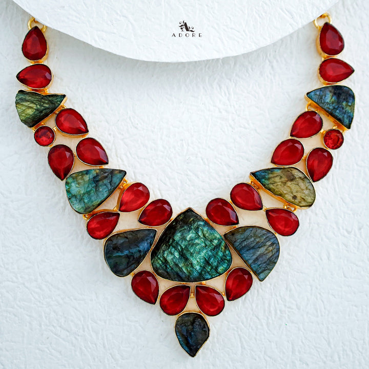 Kiara Beauty Neckpiece