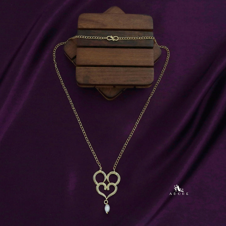 Skyla Double Heart Pearl Neckpiece