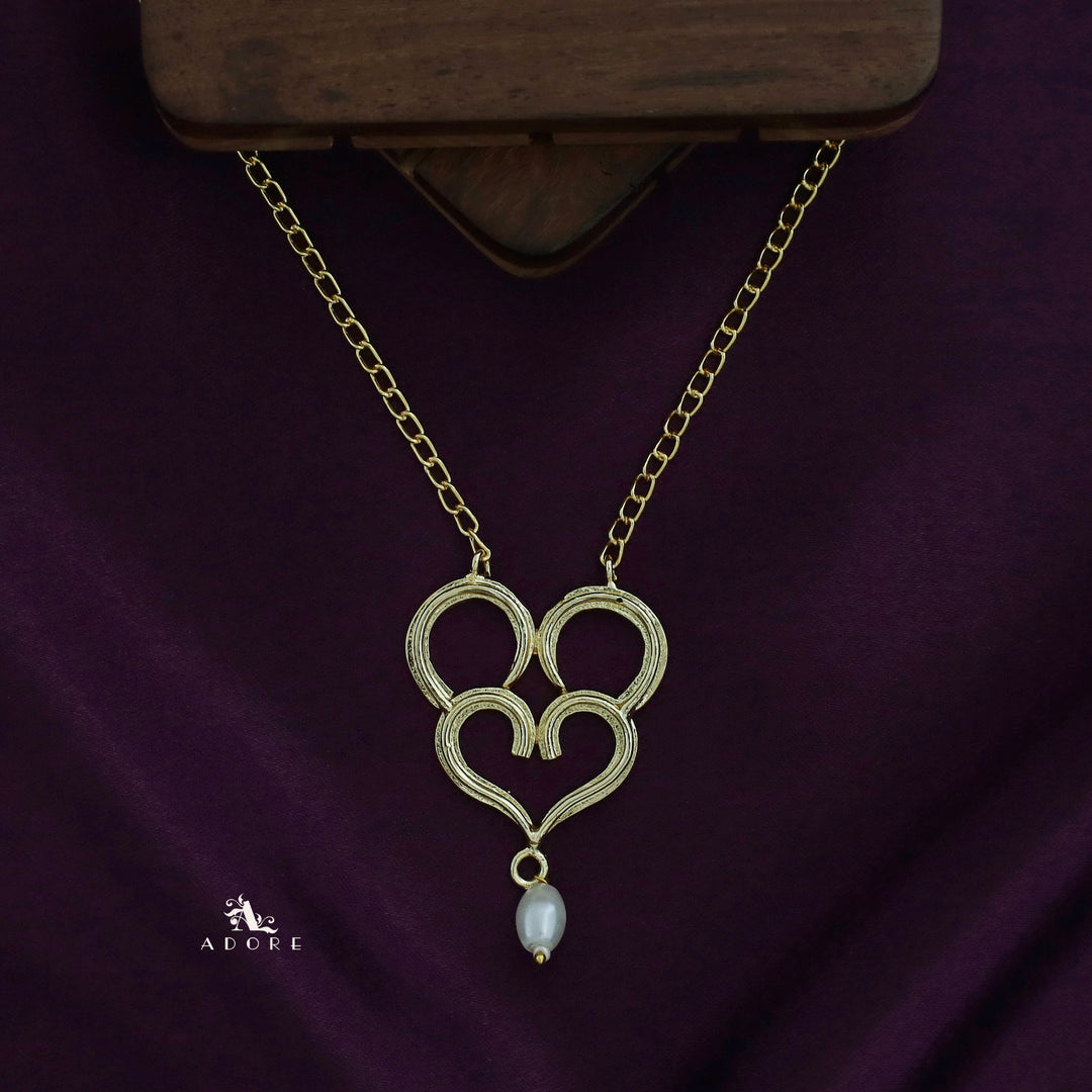 Skyla Double Heart Pearl Neckpiece