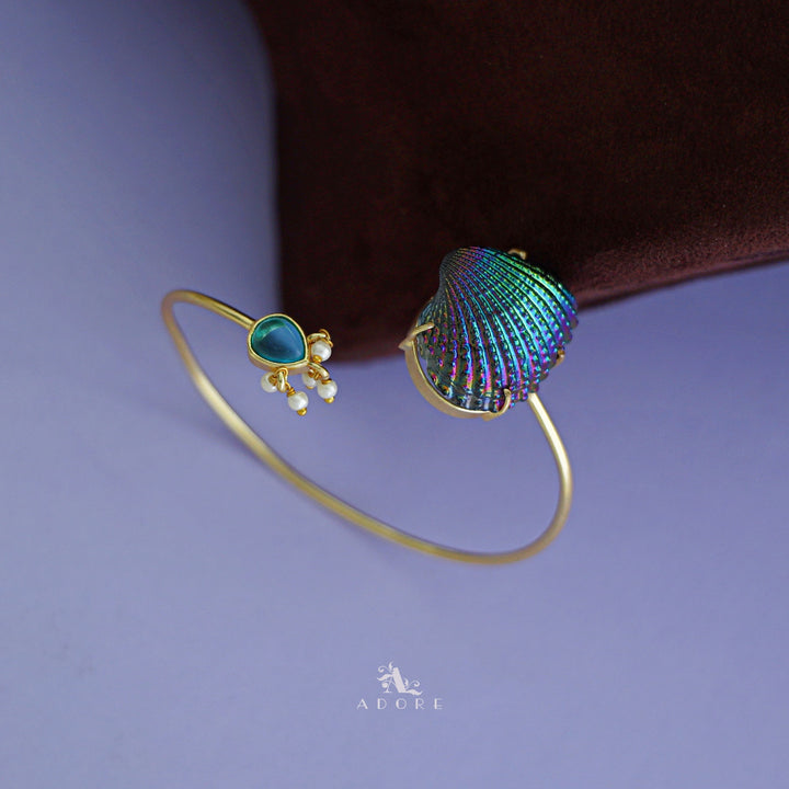 Golden Pearl Coloury Shell Bangle