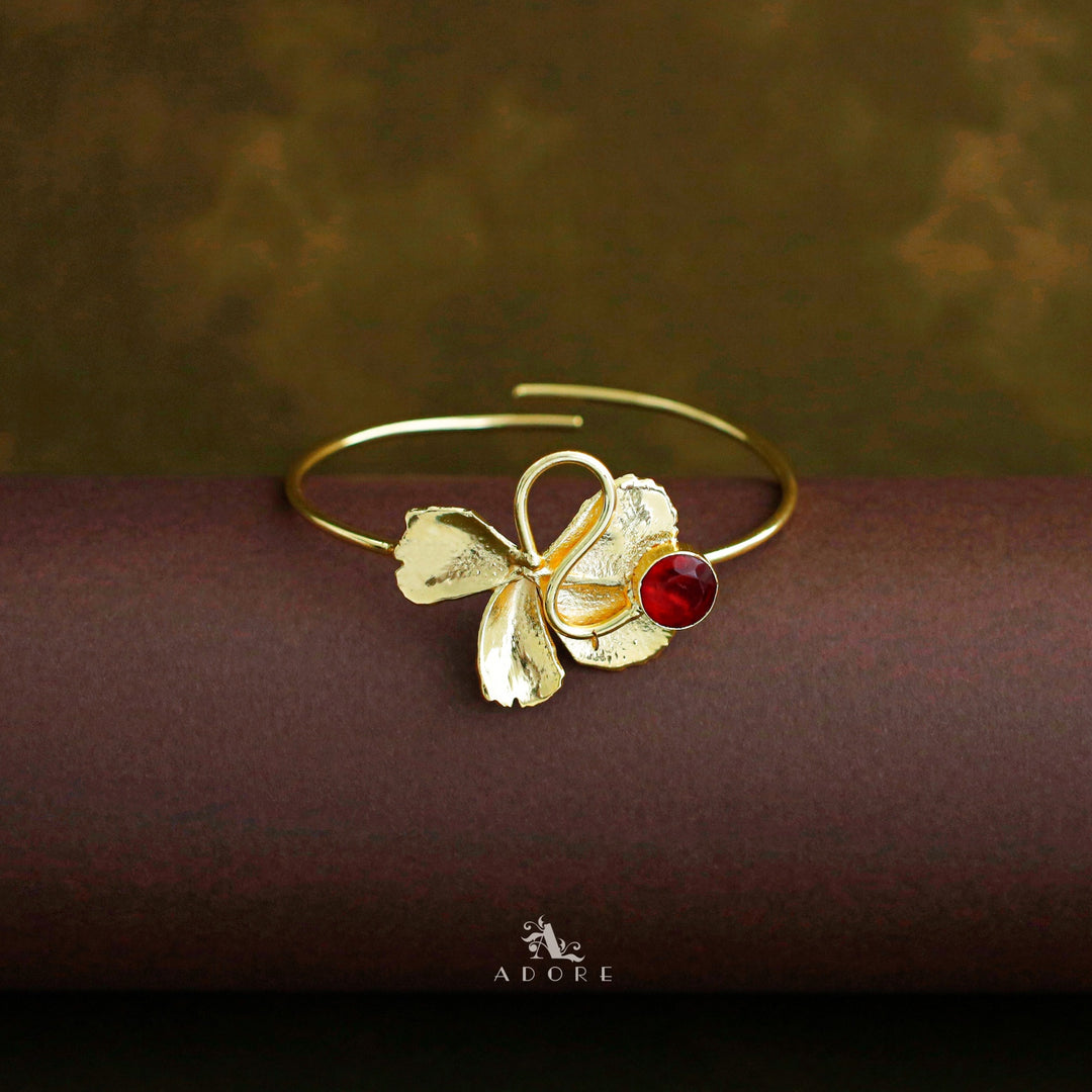 Nihara Golden Floral Leafy Bangle