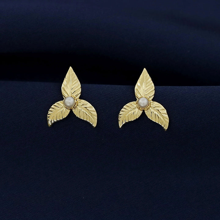 Mera Golden Floral Glossy Earring