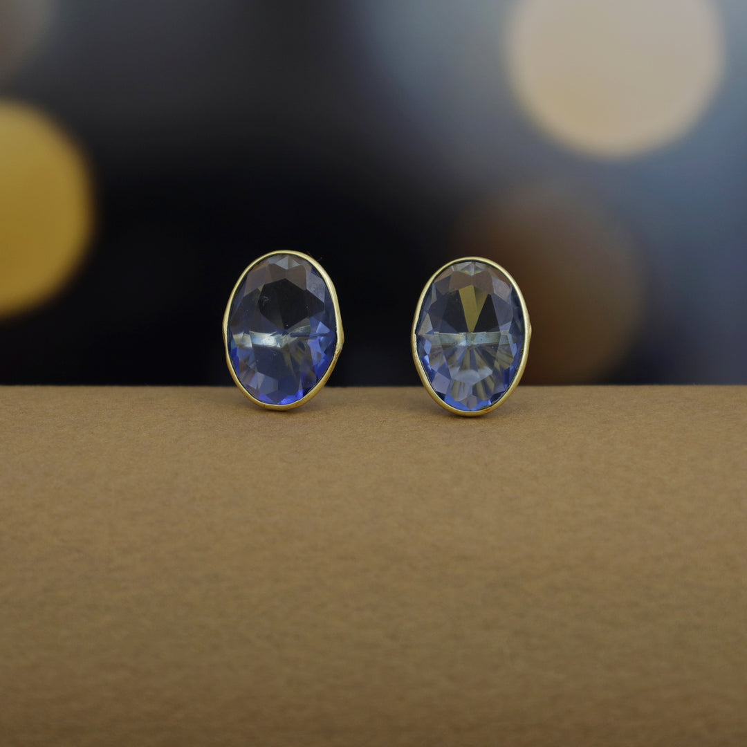 Golden Glossy Oval Stud