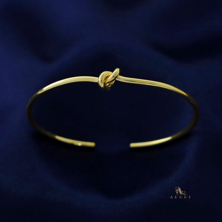 Golden Single Knot Bangle