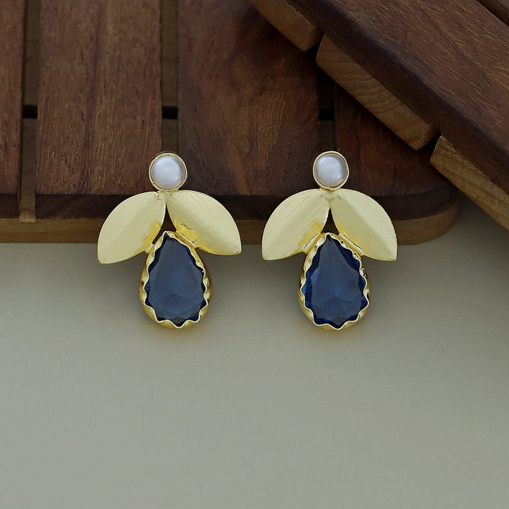 Ajala 2 Fold Leaf Glossy With Pearl Earring