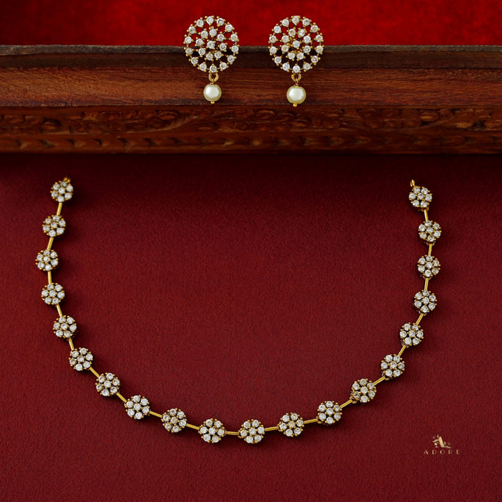 Sayali Flower AD Neckpiece With Stud