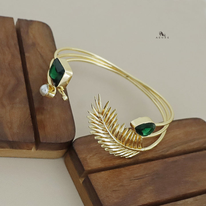 Golden Leaf Glossy Pearl Bangle