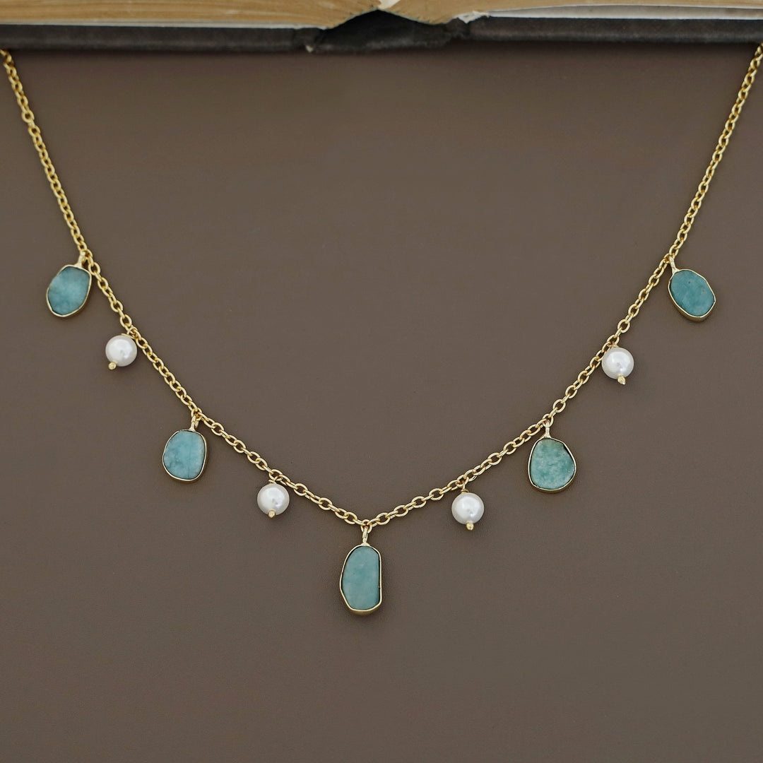 Mawar Raw Stone Pearl Neckpiece