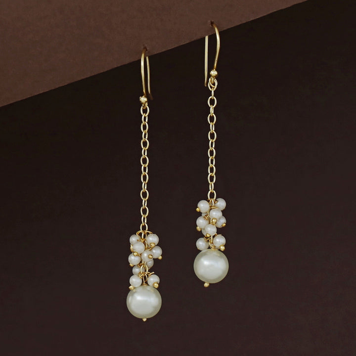 Jewel Golden Chainy Cluster Pearl Drop