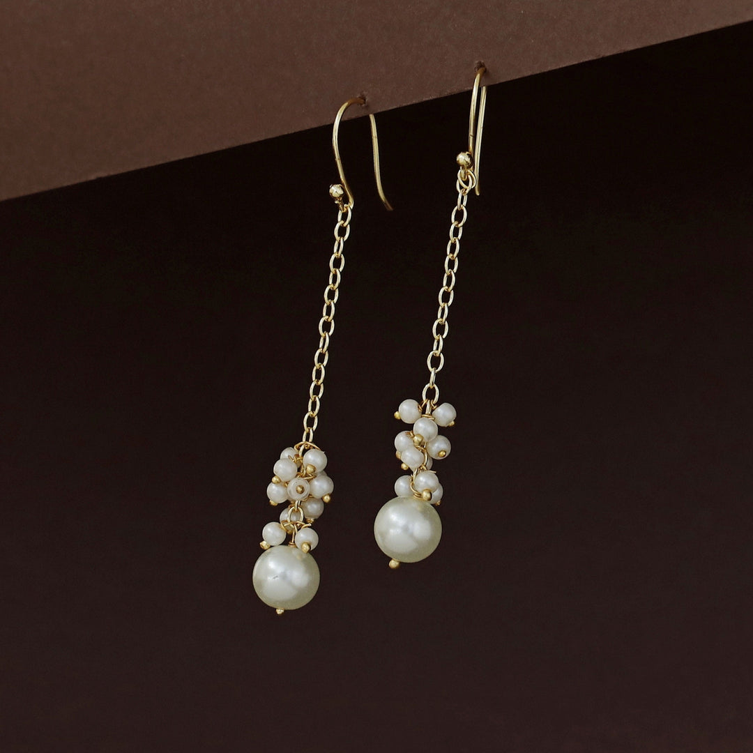 Jewel Golden Chainy Cluster Pearl Drop