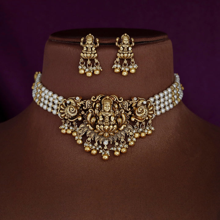 Sree Lakshmitha Pearl Choker With Earring